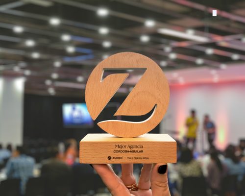 Zurich Reconoce a RAG Seguros como la Mejor Agencia del Año en su Gala Anual